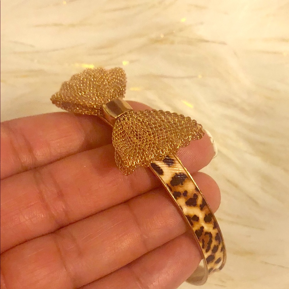 Cheetah print with bow bangle.